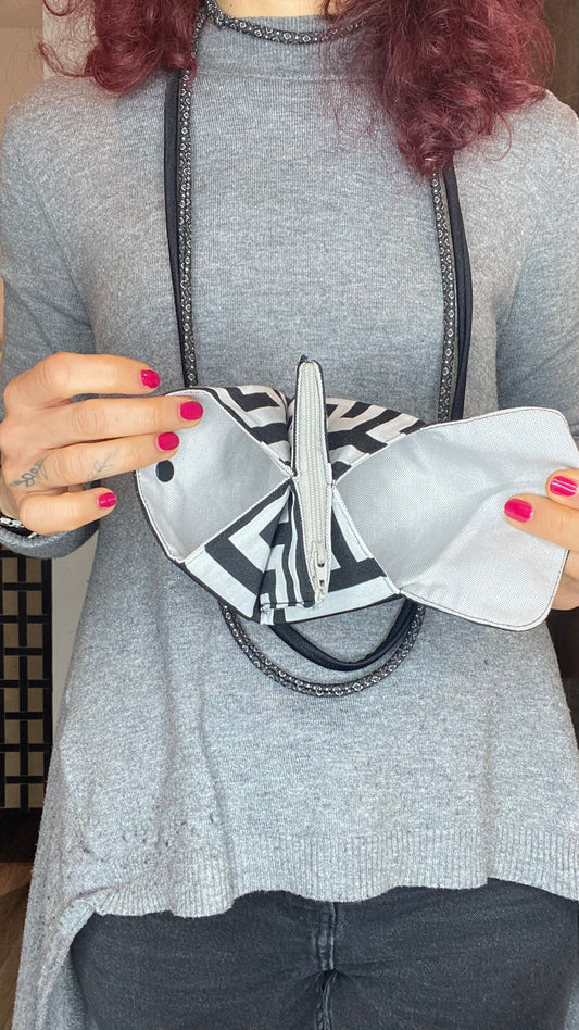 Portafoglio in tessuto